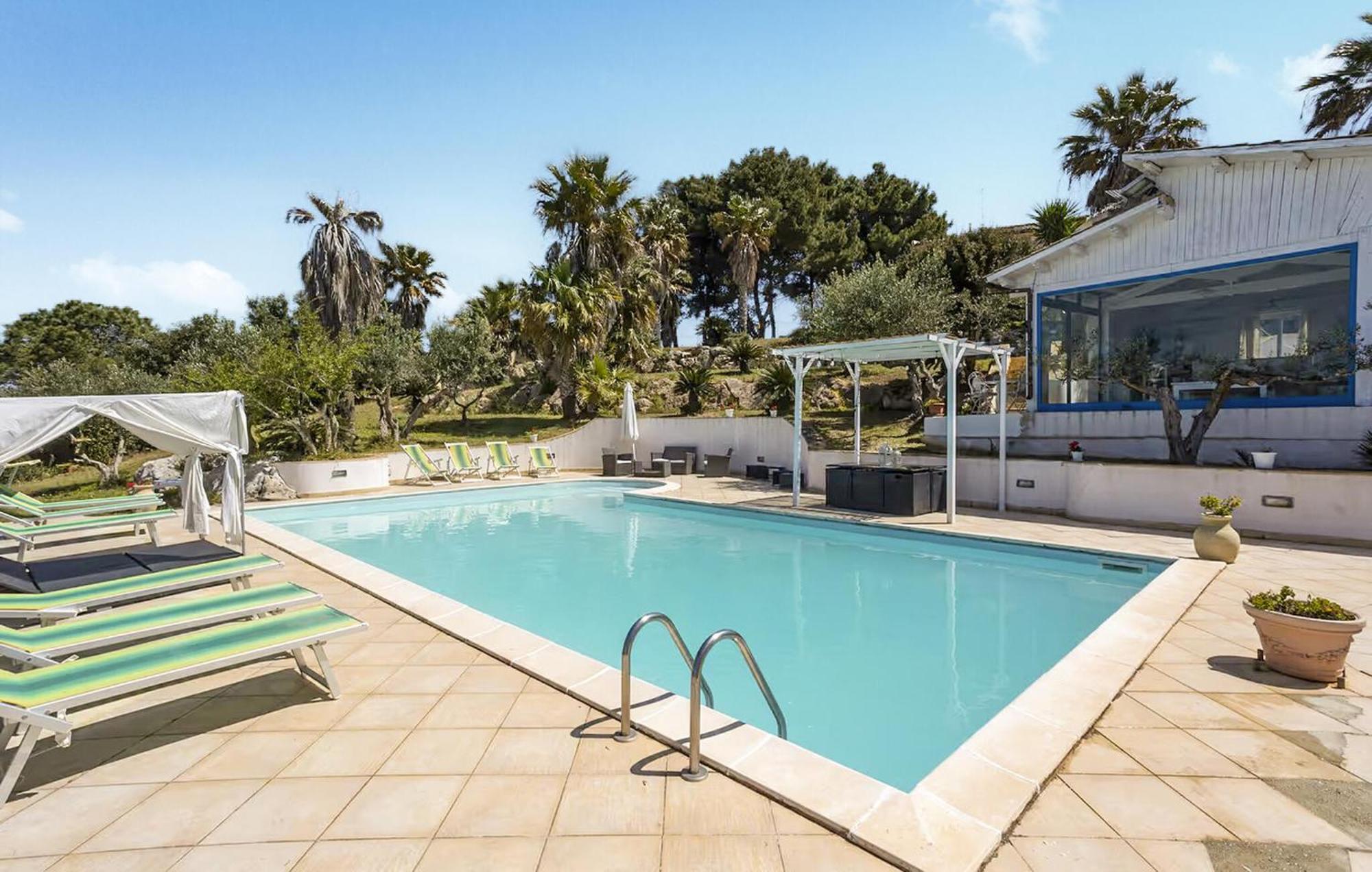 Pet Friendly In Marsala Parrinello